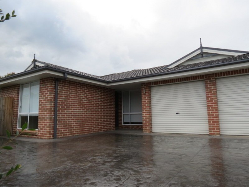 4a Marlton Ave, Cessnock NSW 2325