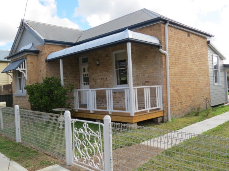 108 Wollombi Road, Cessnock West NSW 2325