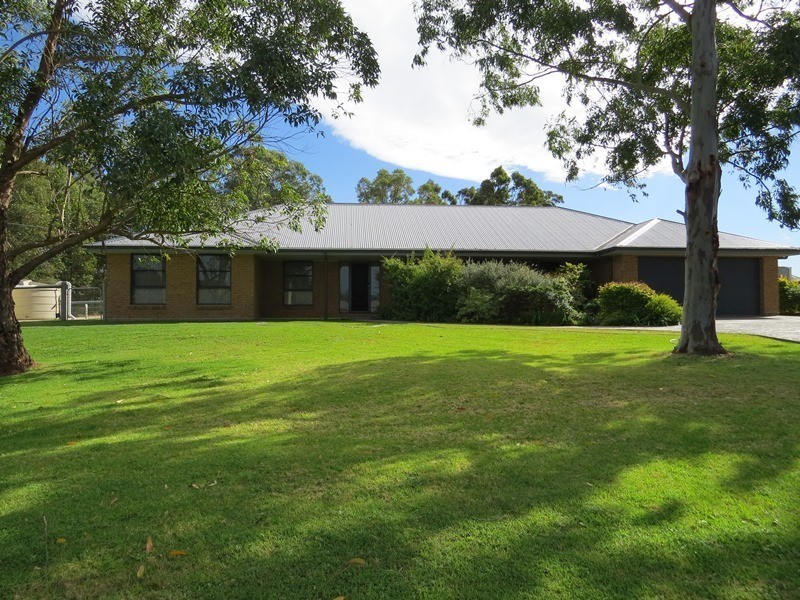 69 Charles Street, Abermain NSW 2326
