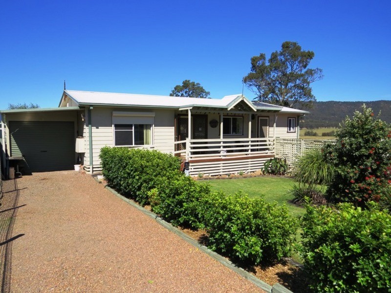 25  Walmsley Street, Millfield NSW 2325