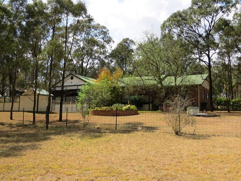 13 Merewether Close, North Rothbury NSW 2335