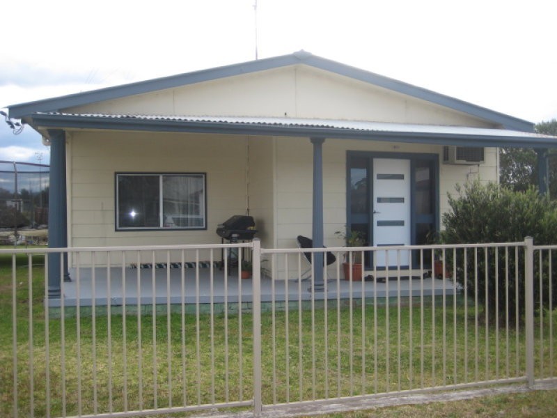 9 Fifth Street, Cessnock NSW 2325