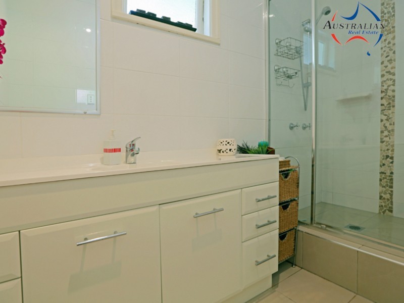 1-5 Dart Street, Redland Bay QLD 4165