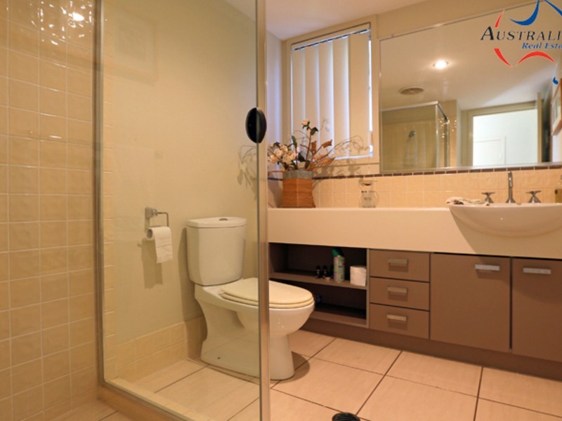 2 Shaw Place, Redland Bay QLD 4165