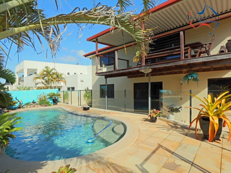 77  Penzance Drive, Redland Bay QLD 4165