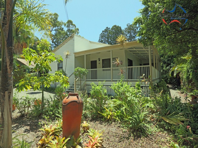 16 Shirley Street, Coochiemudlo Island QLD 4184