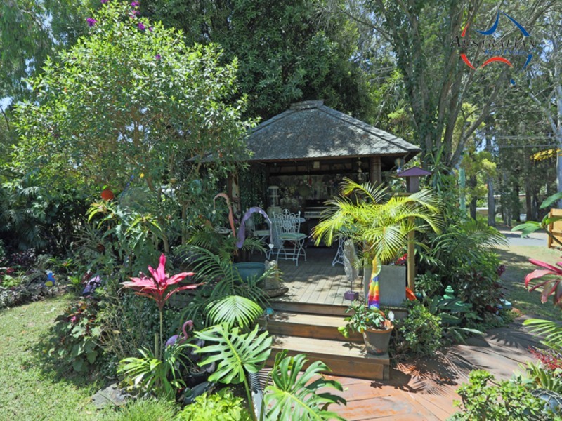 35 Shirley Street, Coochiemudlo Island QLD 4184