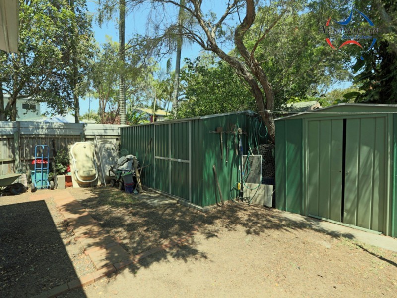 35 Shirley Street, Coochiemudlo Island QLD 4184