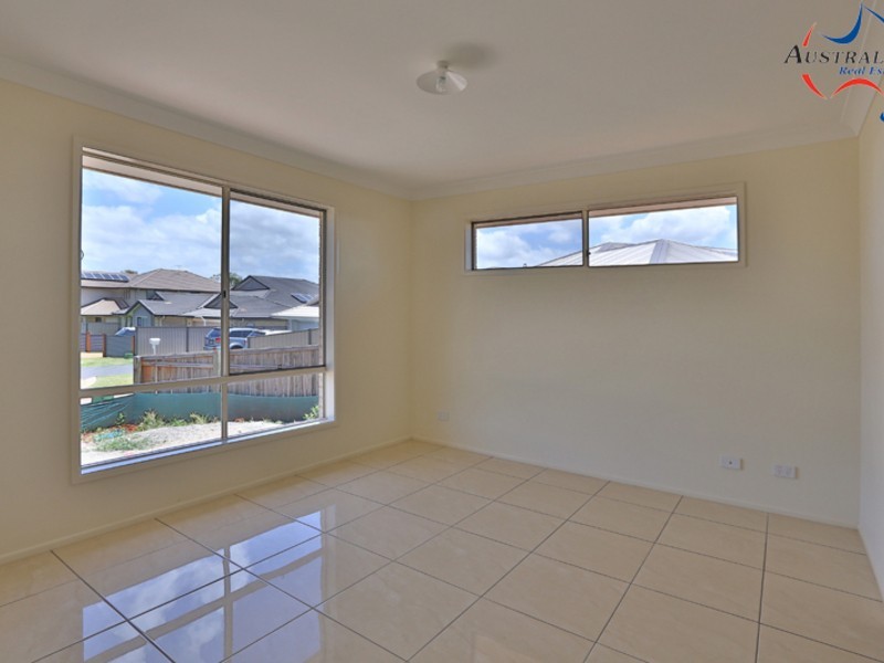 19 Lois Place, Redland Bay QLD 4165