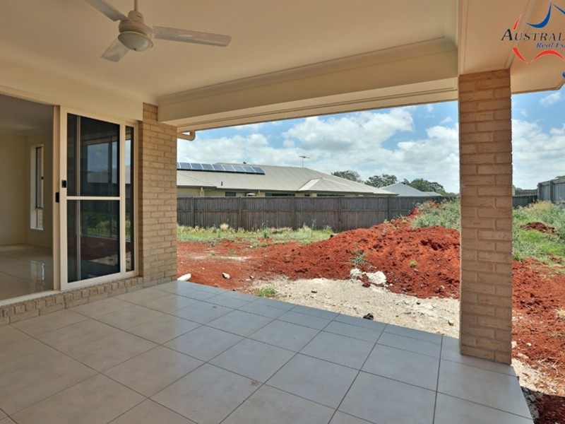 19 Lois Place, Redland Bay QLD 4165