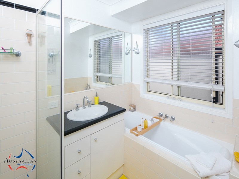 23 Kerder Street, Thornlands QLD 4164