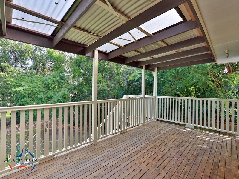 5 Dawn Crescent, Thornlands QLD 4164