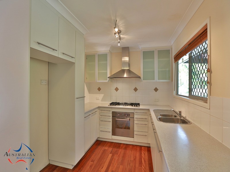 5 Dawn Crescent, Thornlands QLD 4164