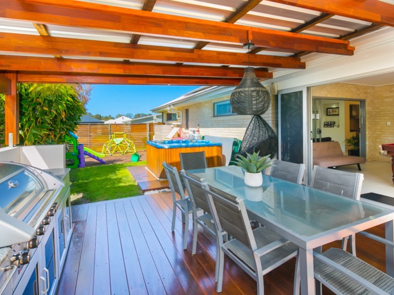 43 Butternut Circuit, Thornlands QLD 4164