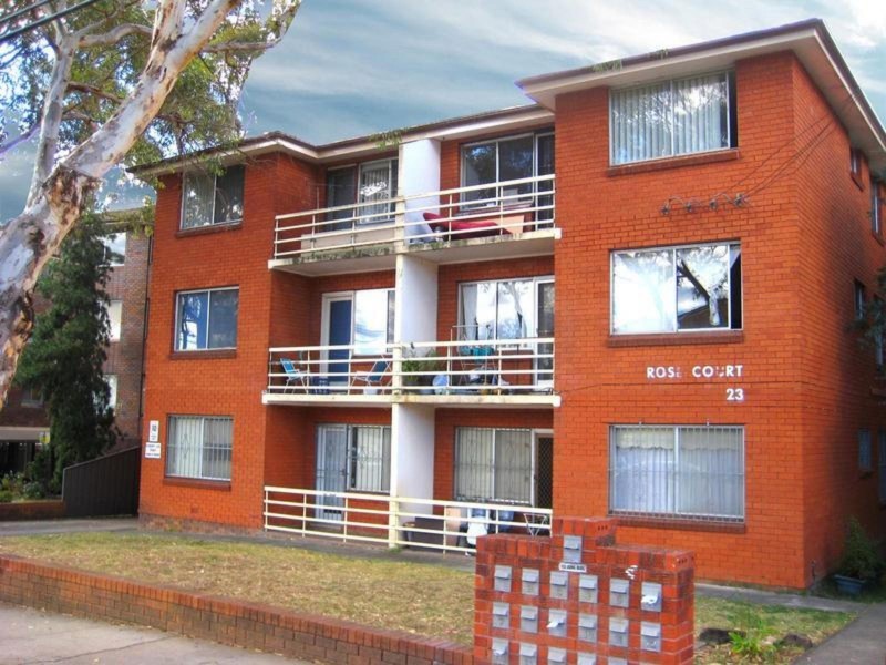 8/23 The Crescent, Berala NSW 2141