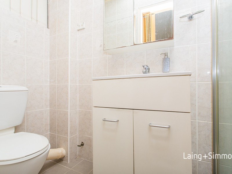 8/23 The Crescent, Berala NSW 2141