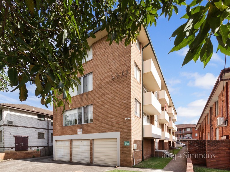 2/118 Woodburn Road, Berala NSW 2141