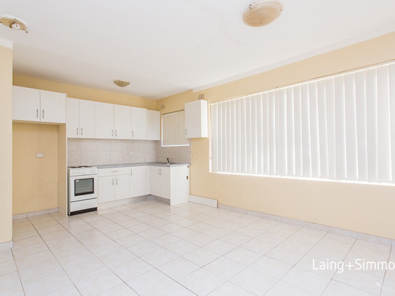 8/23 The Crescent, Berala NSW 2141