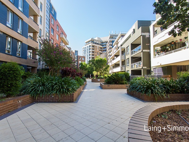 3302/57-72 Queen Street, Auburn NSW 2144