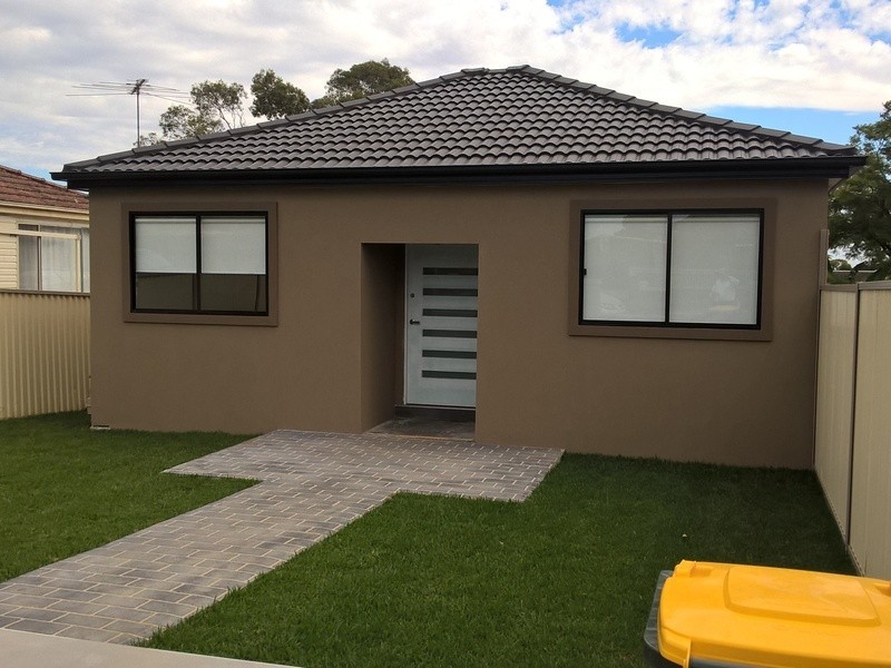 325 Park Road, Auburn NSW 2144