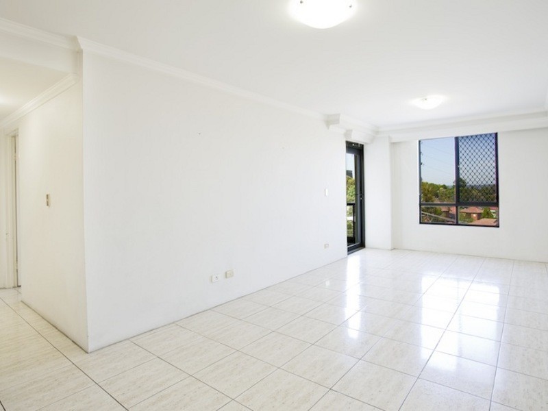 72/323 Forest Road, Hurstville NSW 2220