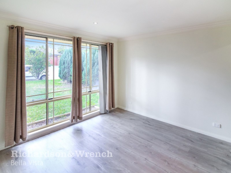 27 Park Ridge Circuit, Kellyville NSW 2155