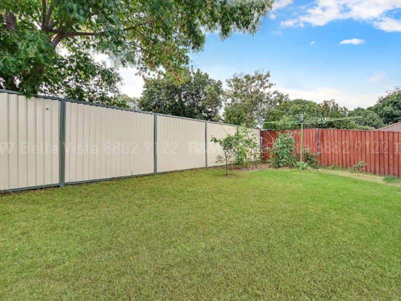 15 Nydeggar Ave, Glenwood NSW 2768