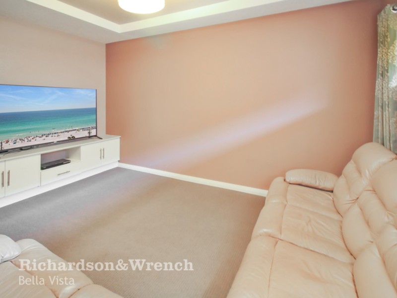 17 Waterfall Boulevard, The Ponds NSW 2769