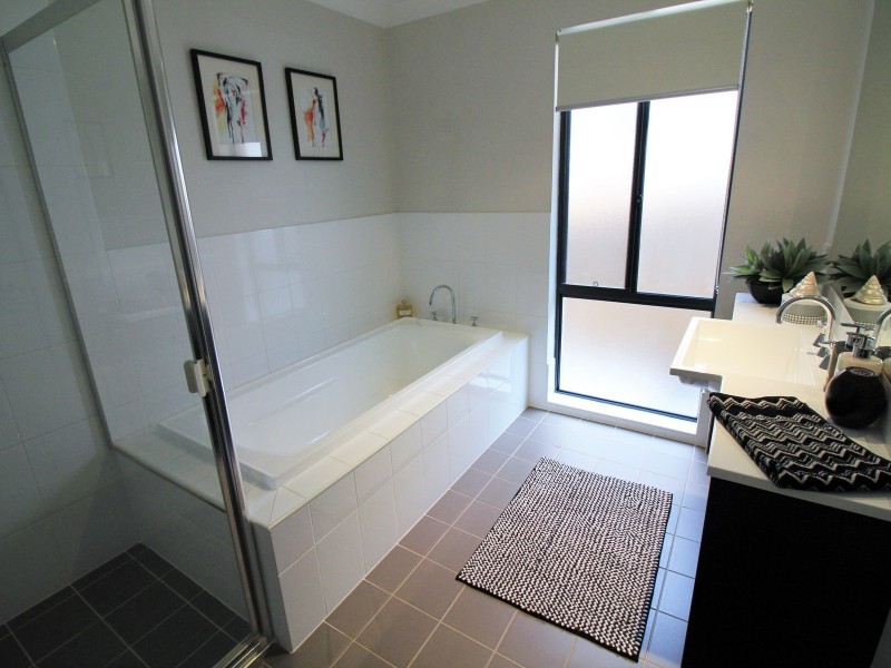 9 Picnic Street, The Ponds NSW 2769