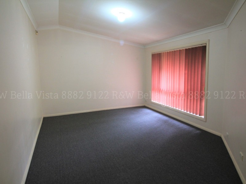 6 Nydeggar Ave, Glenwood NSW 2768