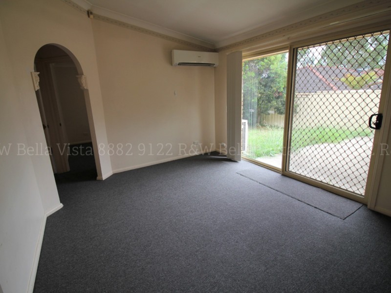 6 Nydeggar Ave, Glenwood NSW 2768