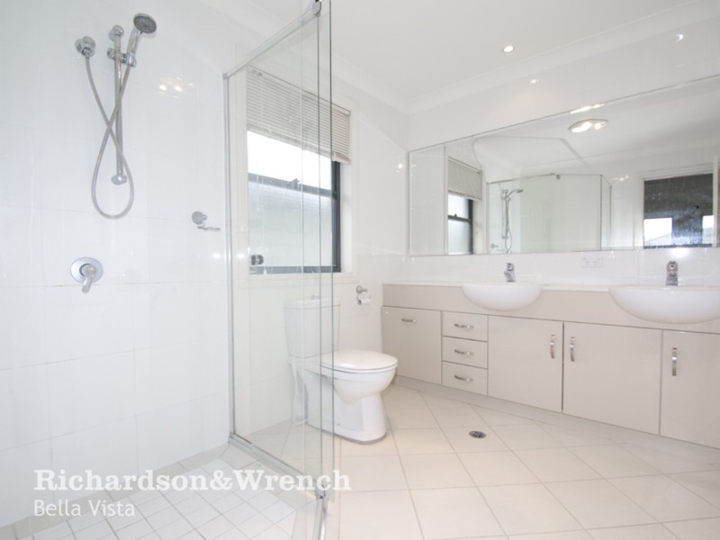 8  Chestnut Grove, Kellyville NSW 2155