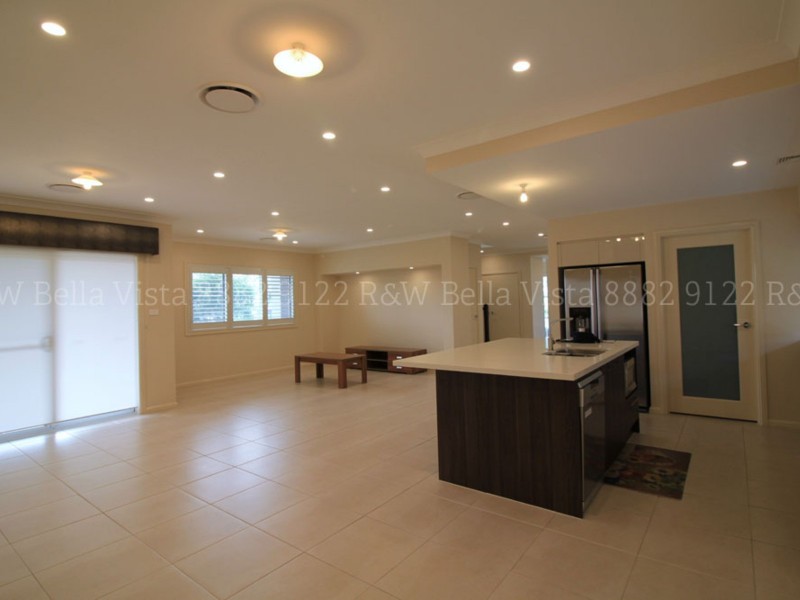 27 Lyrebird Crescent, The Ponds NSW 2769