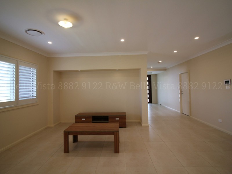 27 Lyrebird Crescent, The Ponds NSW 2769