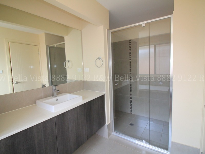 27 Lyrebird Crescent, The Ponds NSW 2769