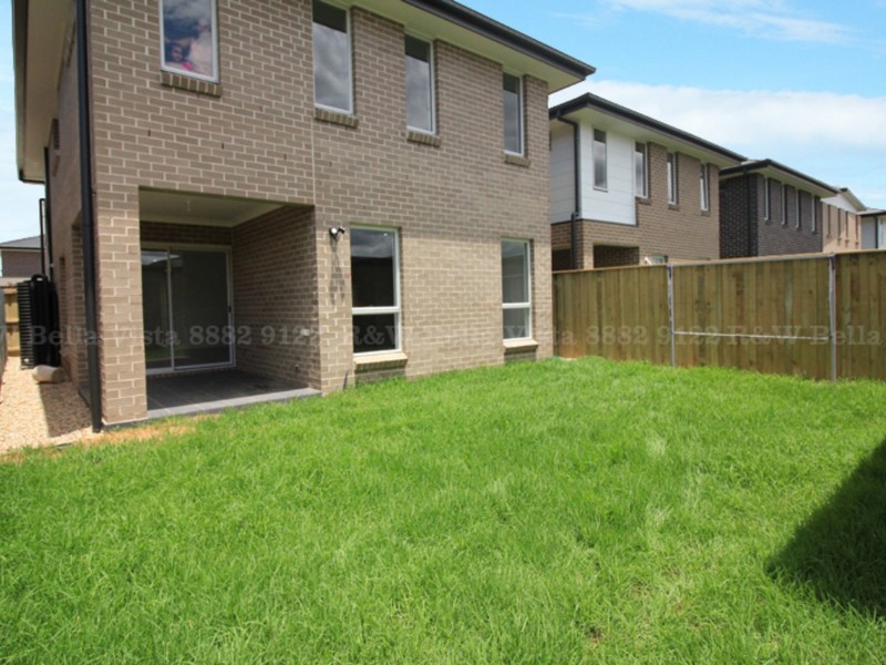 4 Ballina Street, Colebee NSW 2761