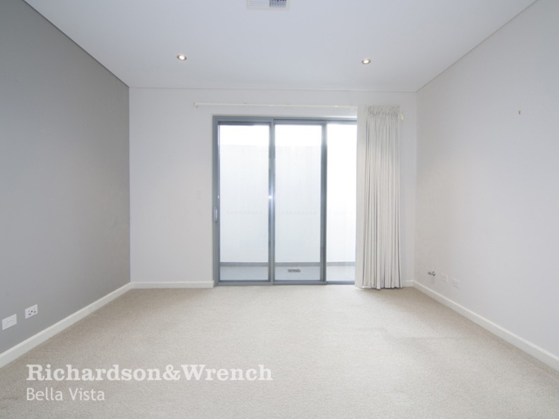 14 Lakeside Crescent, Baulkham Hills NSW 2153