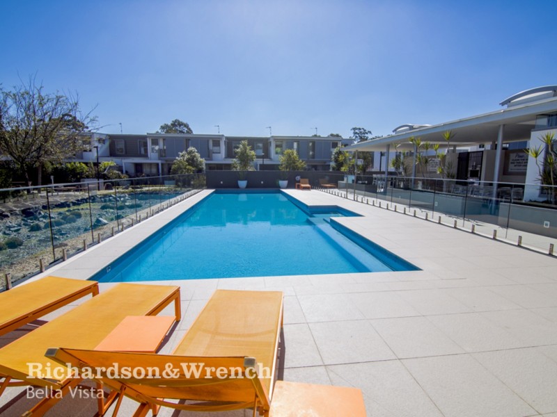 14 Lakeside Crescent, Baulkham Hills NSW 2153