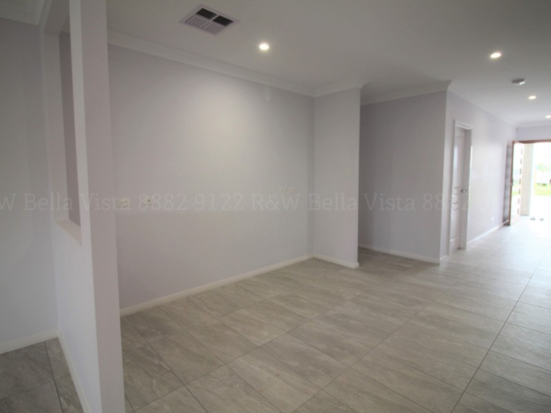 4 Barrett Street, Gregory Hills NSW 2557