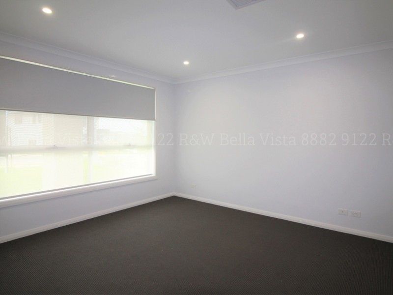 4 Barrett Street, Gregory Hills NSW 2557