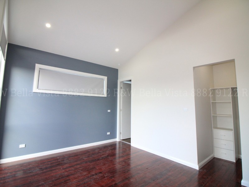6 Holdsworth Street, Oran Park NSW 2570