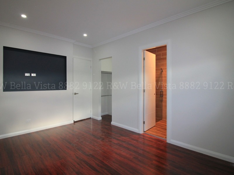 6 Holdsworth Street, Oran Park NSW 2570