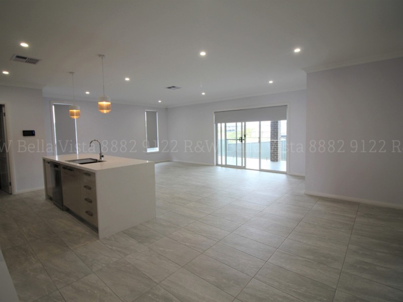 4. Barrett Street, Gregory Hills NSW 2557