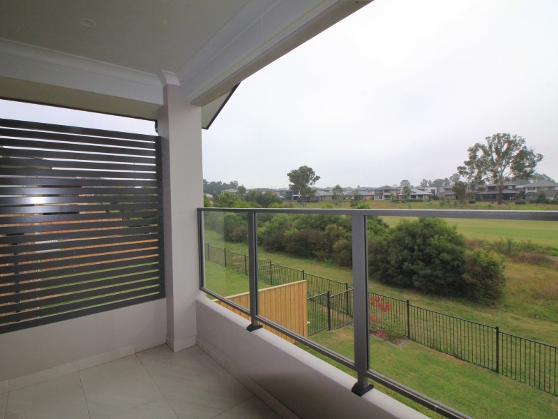 44 Medallist parade, Colebee NSW 2761