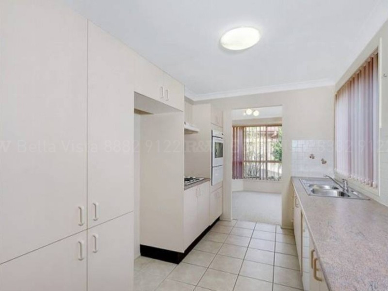 4 Benbow Close, Stanhope Gardens NSW 2768