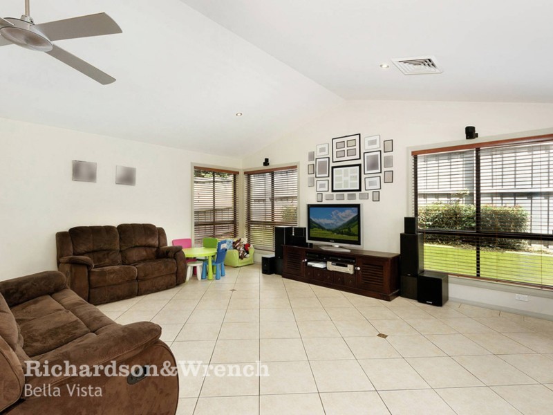 33 Darlington Street, Stanhope Gardens NSW 2768