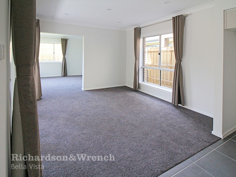 14 Shuttle Parade, Schofields NSW 2762