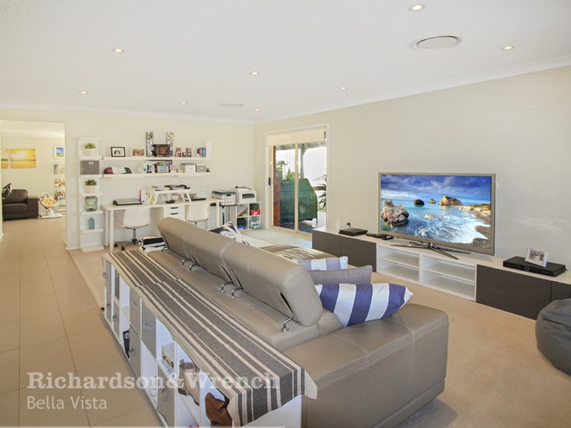 44 Kashmir Avenue, Quakers Hill NSW 2763