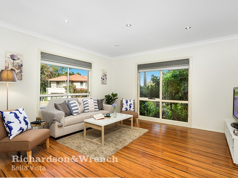 15 Islington Road, Stanhope Gardens NSW 2768