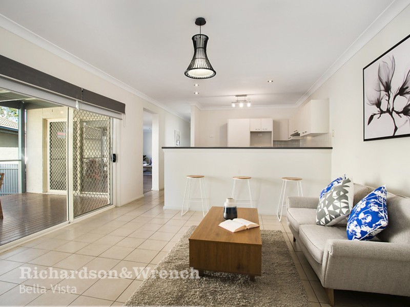 15 Islington Road, Stanhope Gardens NSW 2768